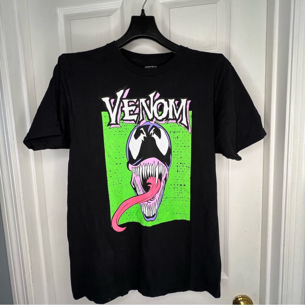 Venom Marvel T-Shirt Size Medium